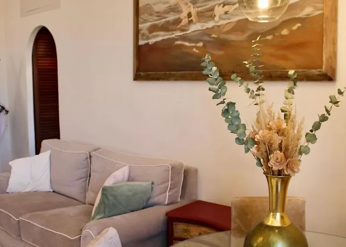 Luiza Vatican Home * Roma